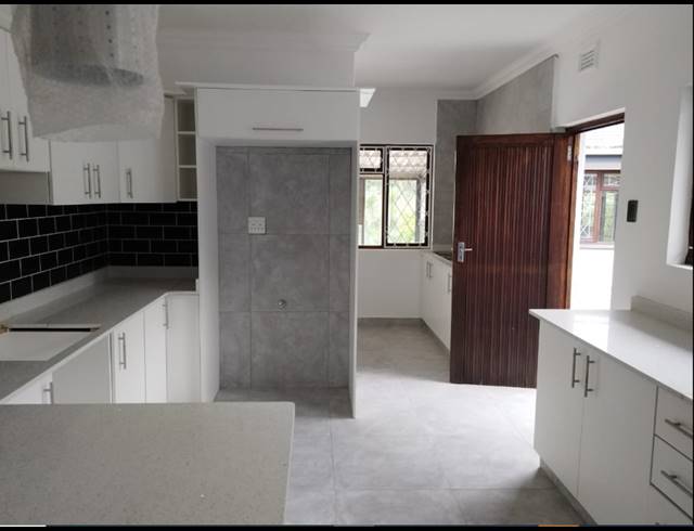 5 BEDROOM HOUSE FOR SALE IN WESTVILLE